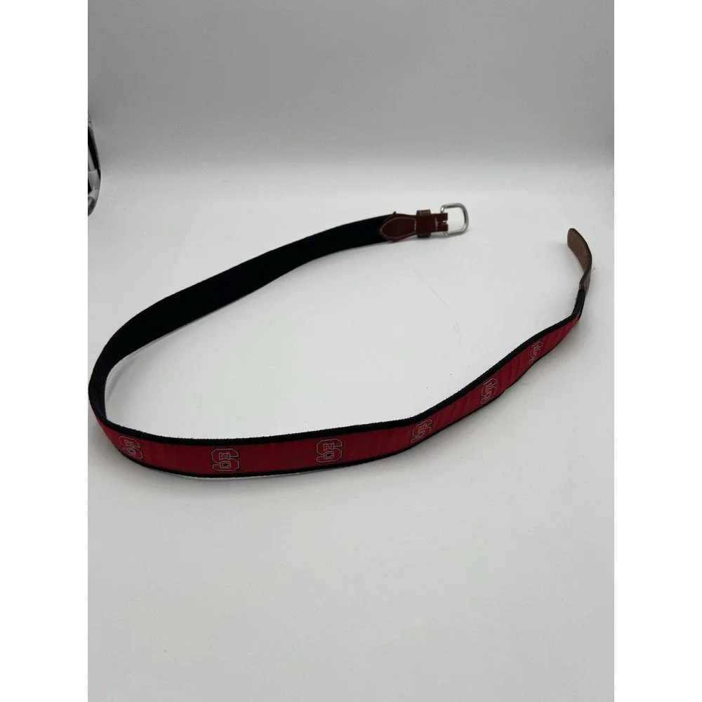 NC State Wolfpack Belt Sz 42 Red Ribbon Leather Tab NCAA Preppy